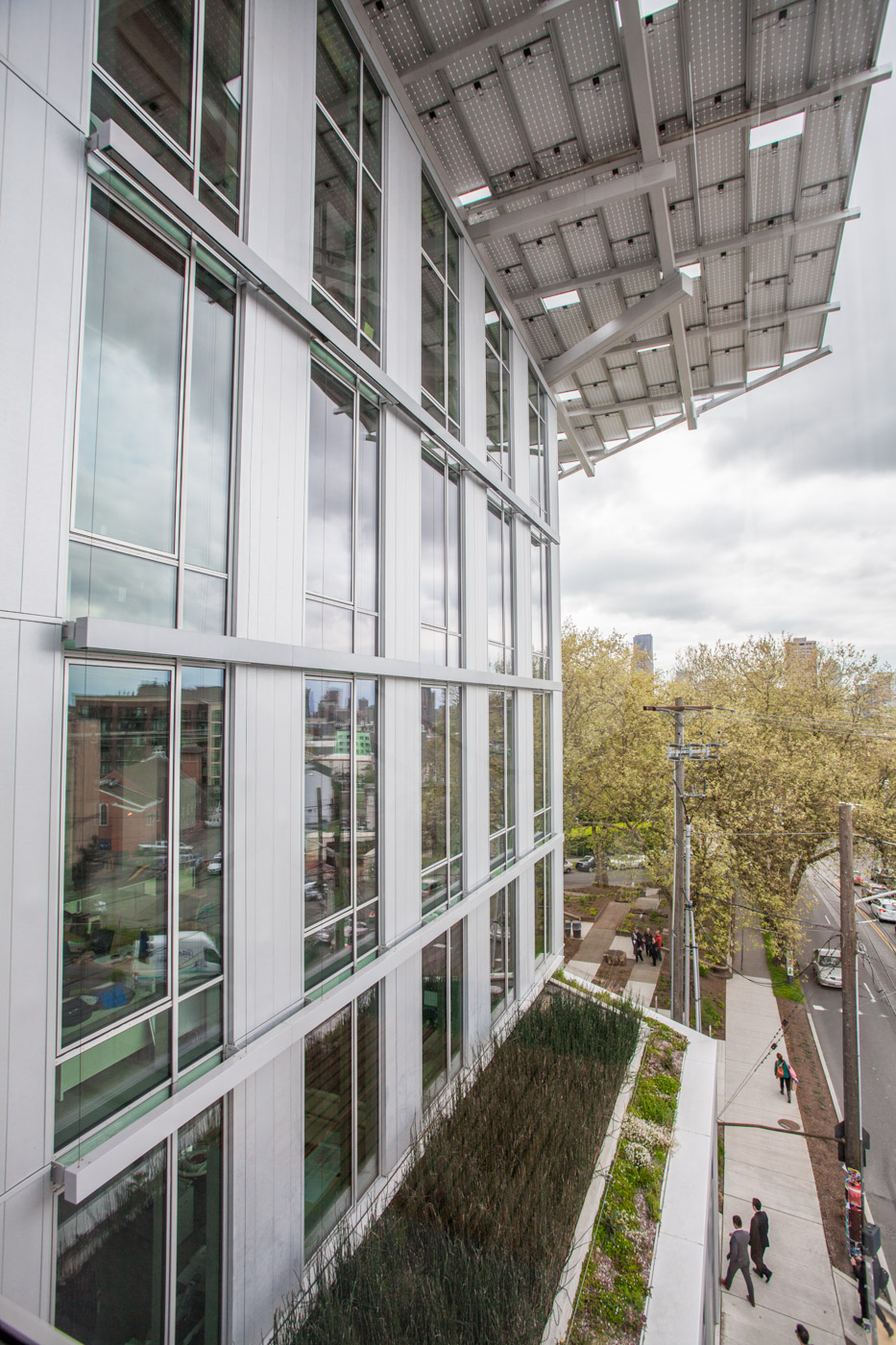 4-15_BullitCenter1_250_SustainabilityGallery