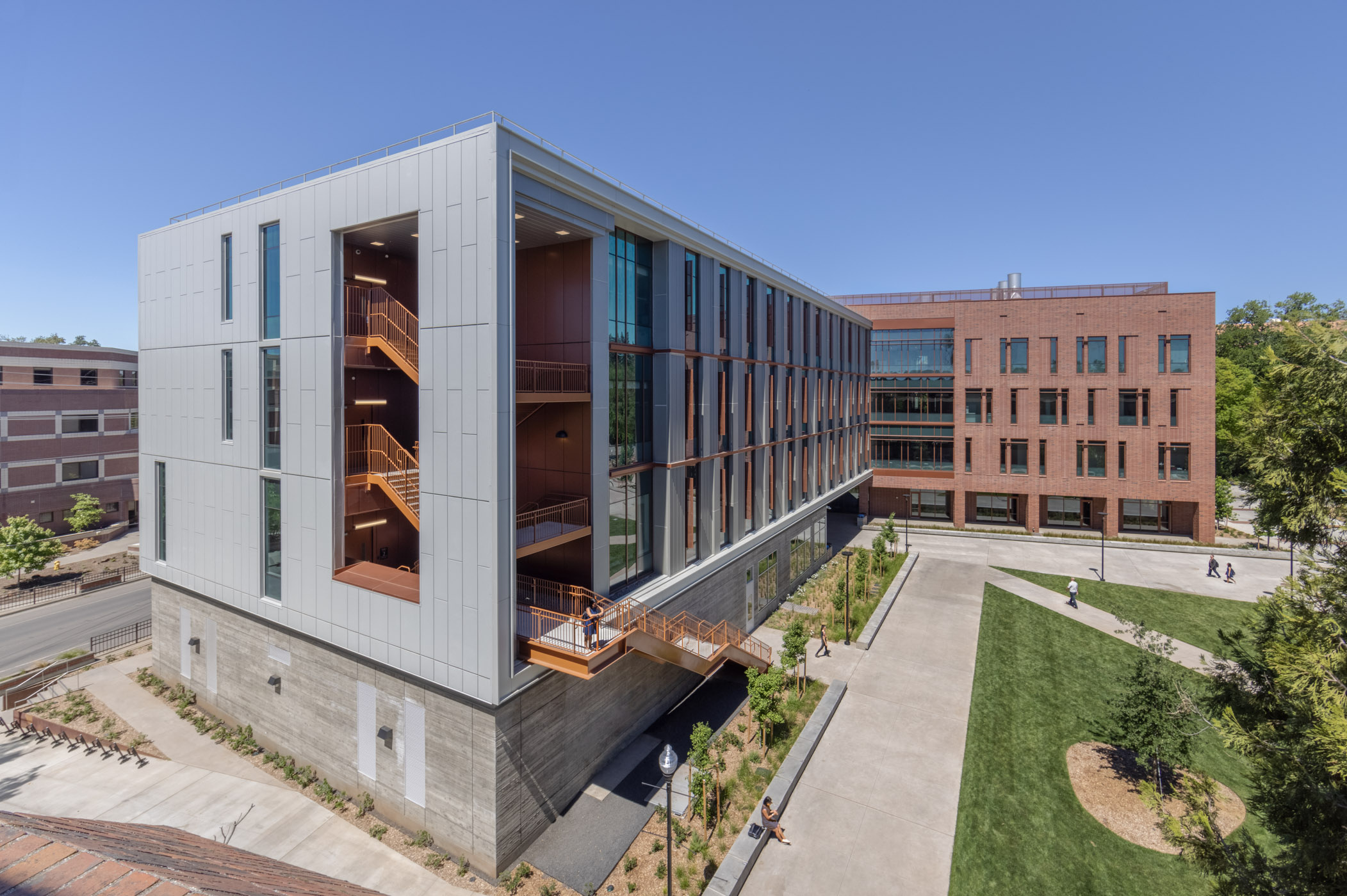 4-21_Smithgroup_ChicoState-5050-Edit_InstitutionsGallery